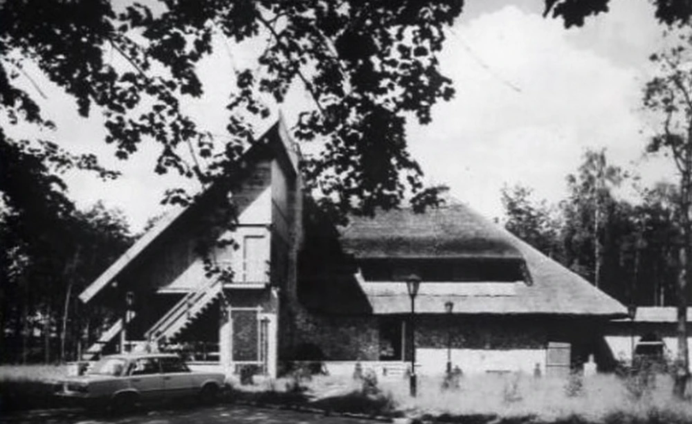 Archiwalne zdjęcie zajazdu